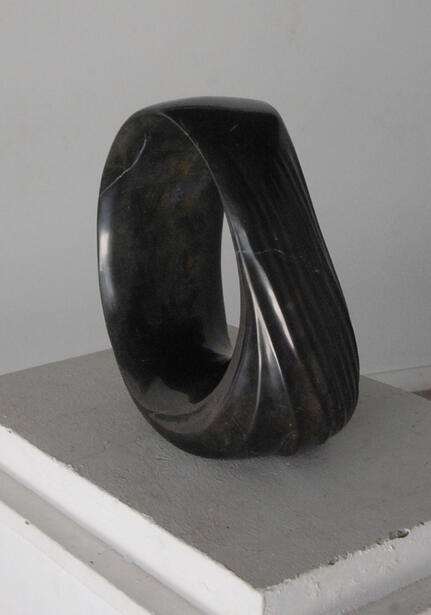 Ona Negra. MENCIÓN HONORÍFICA PREMIO "CIUTAT DE MAÓ" DE ESCULTURA